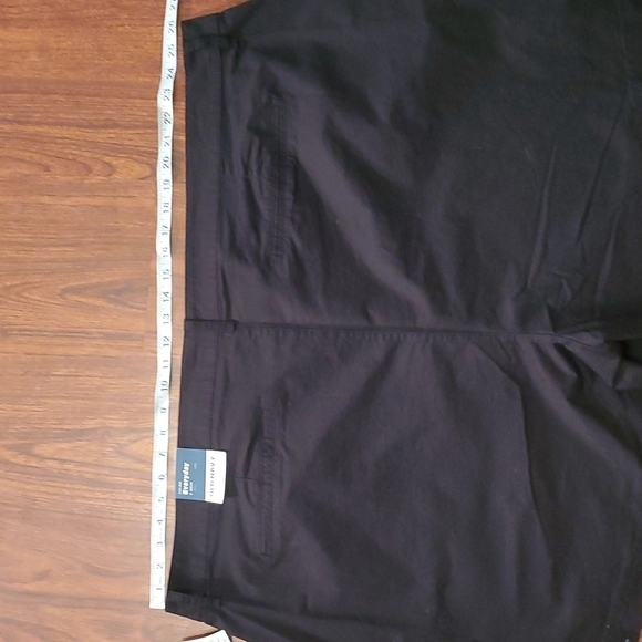Old Navy Womens Shorts Size 28 Black New Everyday Plus Size - Picture 8 of 9